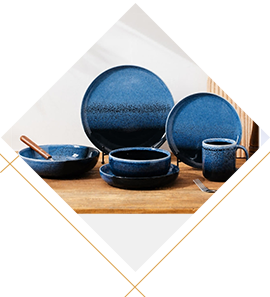 Veselă din ceramică lucrată manual