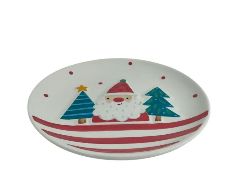 Farfurii decorative din ceramică cu tematică de Crăciun: Adu spiritul festiv pe blatul mesei tale.
