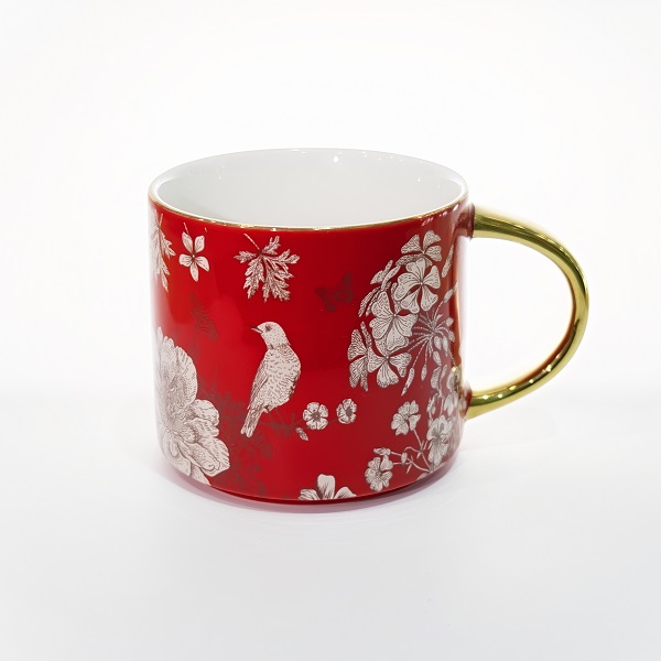 Ce face cănile de cafea din seria „Nature Gilded” sunt unice? BYF Arts & Crafts dezvăluie o colecție florală de lux cu mânere aurii