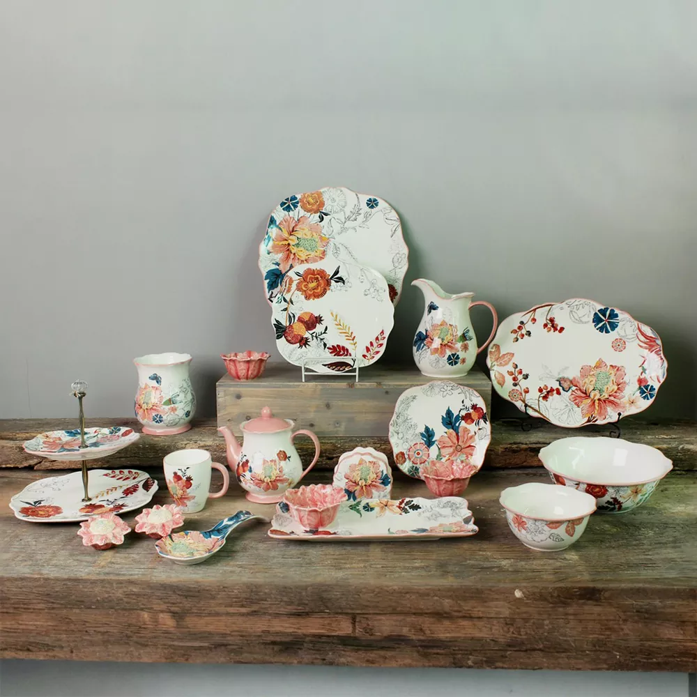 Set de tacamuri din ceramica de gradina