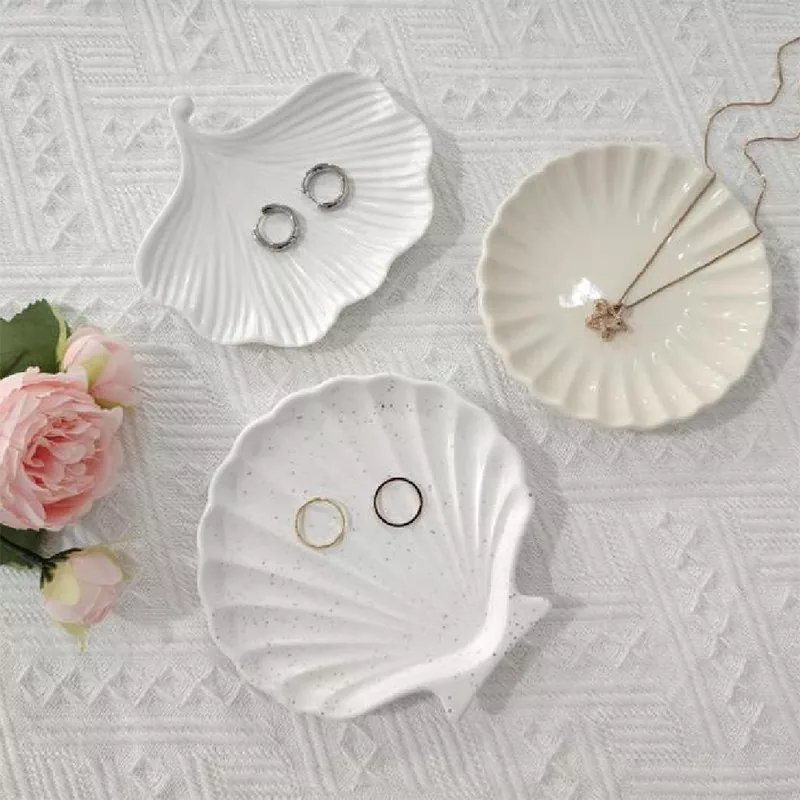 Tavă de bijuterii din ceramică de scoici și stele de mare