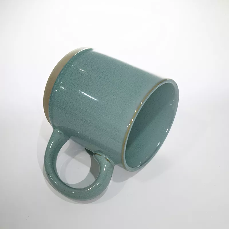 Cana albastră de călătorie din ceramică modernă simplă