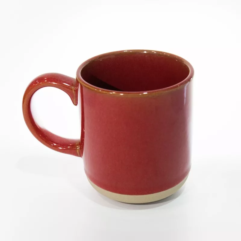 Cana roșie de călătorie din ceramică modernă simplă