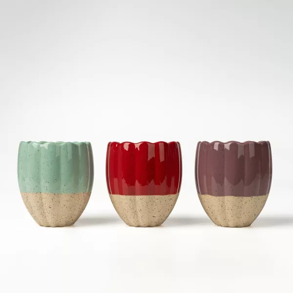 Suporturi pentru lumânări din ceramică lucrate manual în formă de undă